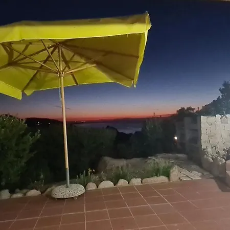 Villino Regina-infinityholidays * Costa Paradiso